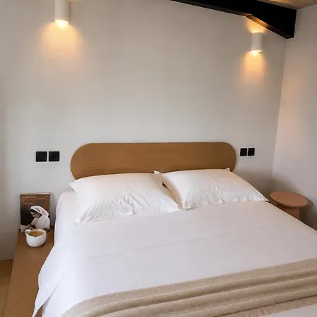 Villa Theros Suite, Private Pool Retreat In Skyros
