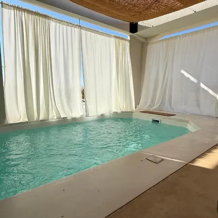 Theros Suite, Private Pool Retreat In *