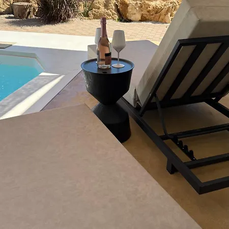 Villa Theros Suite, Private Pool Retreat In